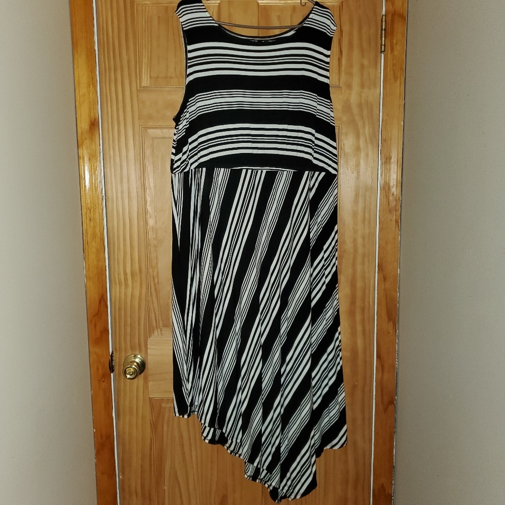 EUC APT. 9 Tank Dress Black & White Striped 2X